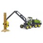 Bruder 02135 John Deere Tagliatronchi 1270G con Tronco 4a+
