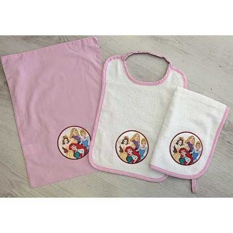 Set Asilo Principesse Disney Rosa in Spugna con Bavagliolo, Asciugamano e Sacca PRM12 Disney