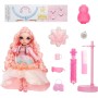 Rainbow High Winter Wonderland Bella Parker Rosa con Neve Magica Mga 3 Anni+